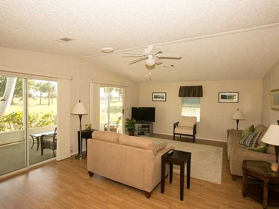 2nd image of 1011 Royal Palm Dr