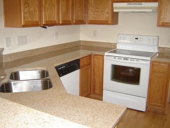 NEW Granite in Kitchen w/ New Smooth To Stove.