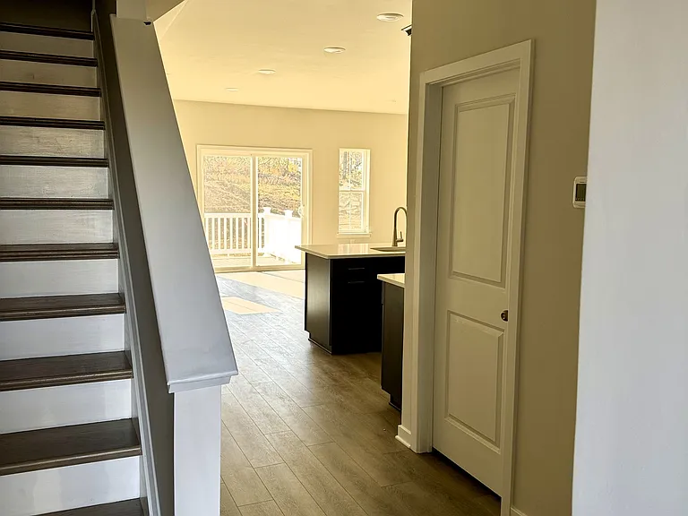 3 Shamrock Cir — Photo 12