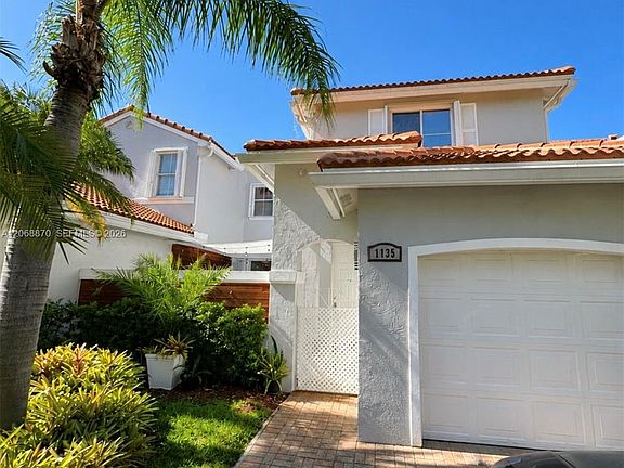 2nd image of 1135 Cherrypalm Ln