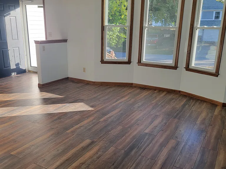 1504 E Wells Fargo Dr — Photo 8