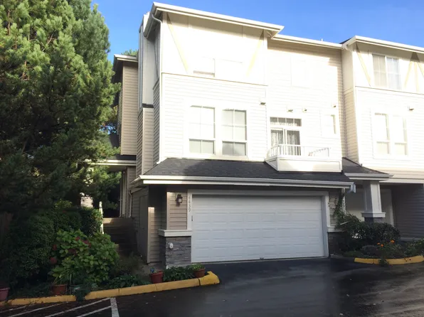 4439 249th Ter SE #101, Issaquah, WA 98029