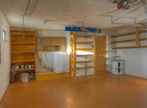 2nd image of 2325 SE 16th St