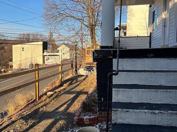 2nd image of 465 Baltimore Ave