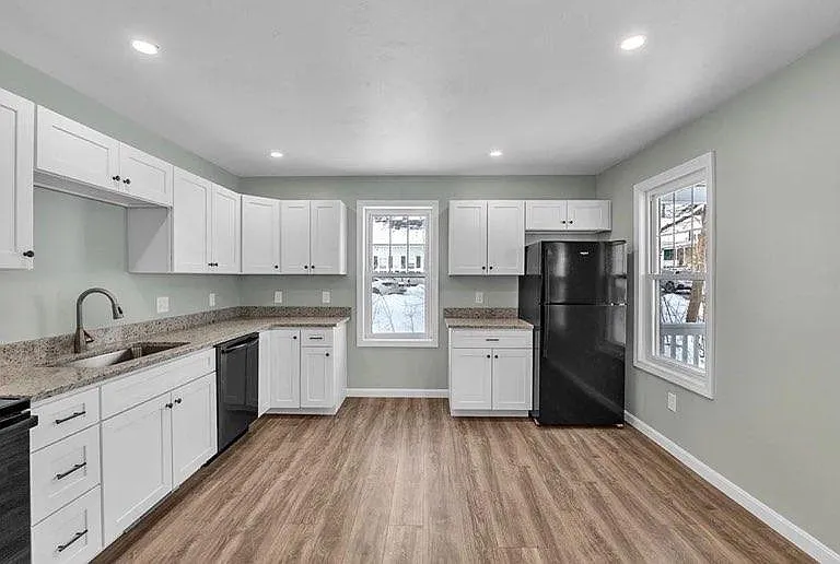 46 Juniper St #1 — Photo 3