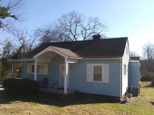 3010 Valley View Dr, Knoxville, TN 37917