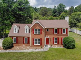 130 Fairfield Cir, Fayetteville, GA 30214