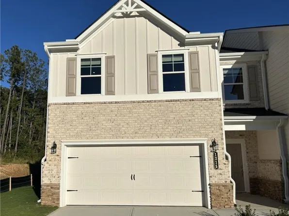 1215 Park Center Cir, Austell, GA 30168