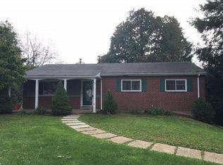 608 Macbeth Dr, Pittsburgh, PA