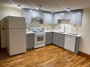 203 Harvard St #2A, Cambridge, MA 02139