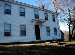 121 Grove St APT 1, Franklin, MA 02038