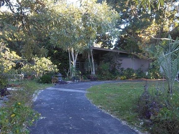 2nd image of 3607 E Forest Lake Cir