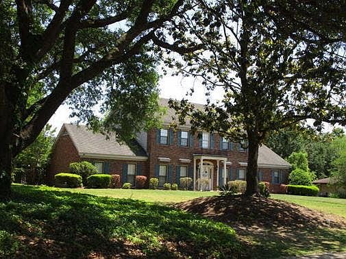 2nd image of 2169 Bowen Dr