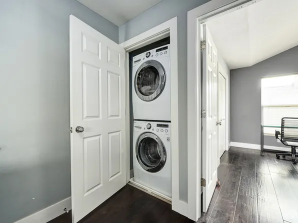 721 University Ct, Cleveland, OH 44113