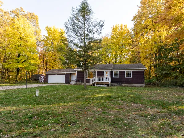 13706 Cleveland St, Nunica, MI 49448