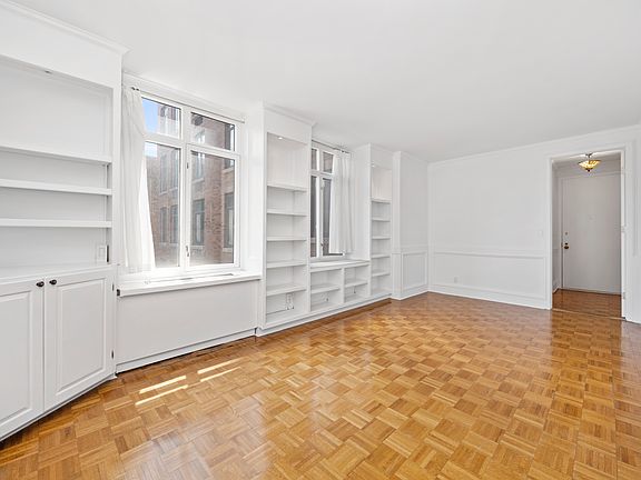 3rd image of 222 Riverside Dr #7F