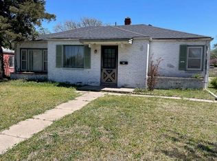 622 S Pine St, Newton, KS 67114