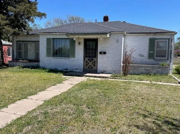 622 S Pine St, Newton, KS 67114