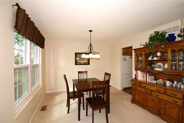 1st image of 7882 Kennesaw Dr