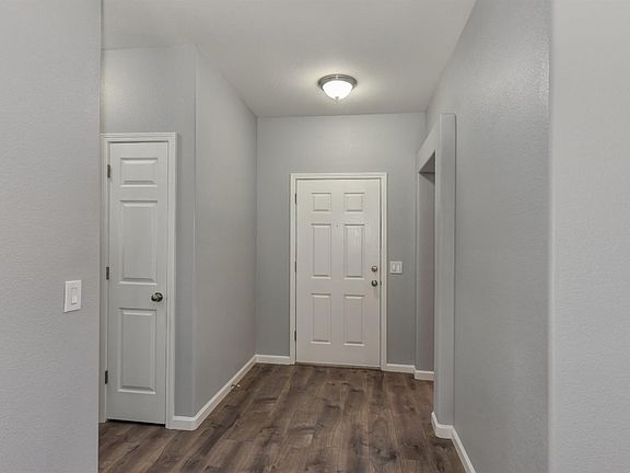 3rd image of 2208 1st St