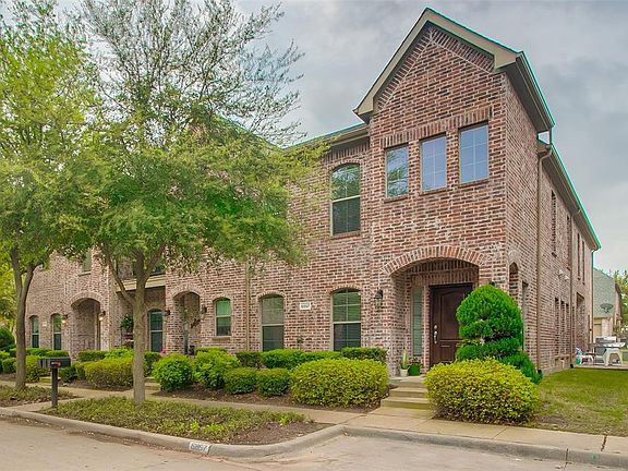3rd image of 6857 Livorno Ln
