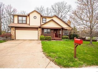 1117 Alicia Circle Ct, Ballwin, MO 63021