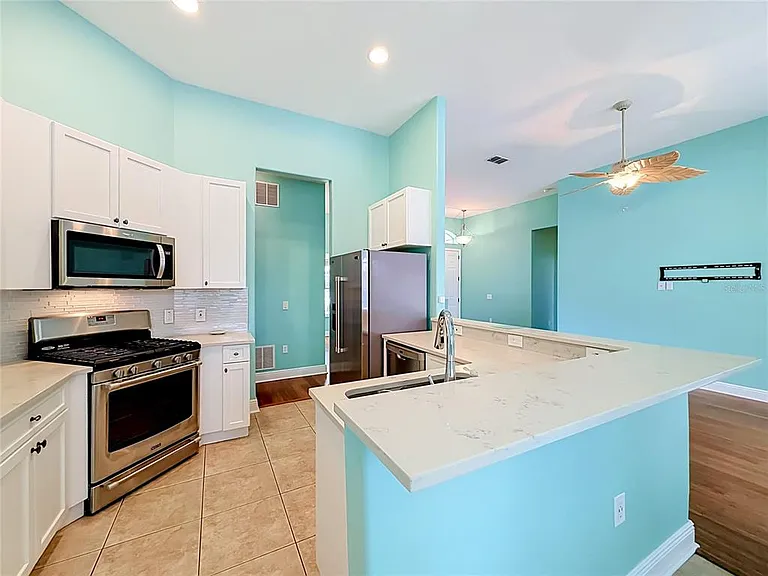 2947 Majestic Isle Dr — Photo 18
