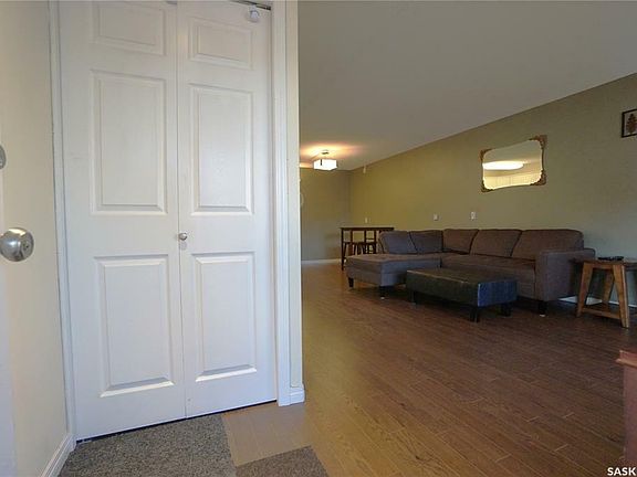 5th image of 276 Gore Pl