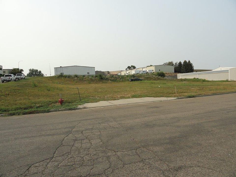 1st image of 310 N 35th St