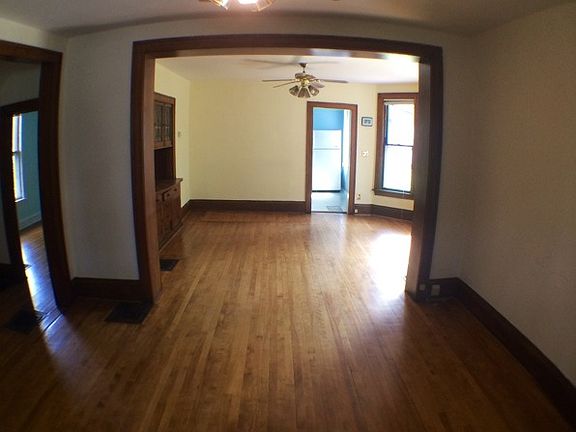 4th image of 2709 Girard Ave S #1