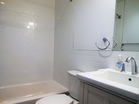 6 - Bathroom 2.JPG
