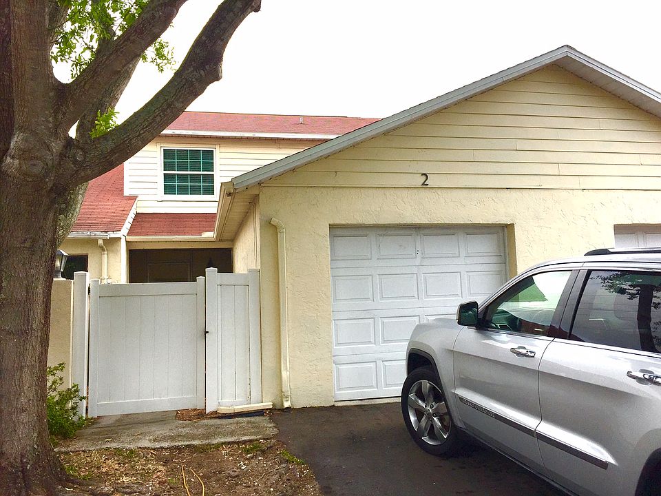 Front of townhouse