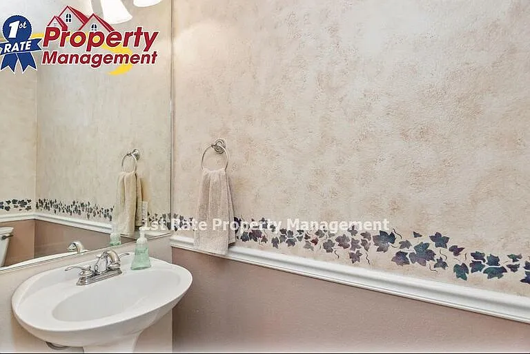 7913 W Holt Ct — Photo 18