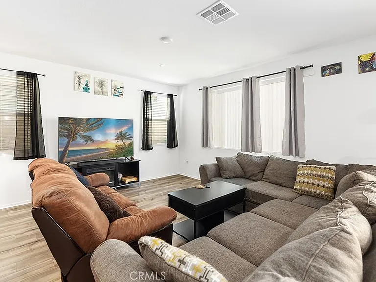 29587 Winterstorm Ct — Photo 6