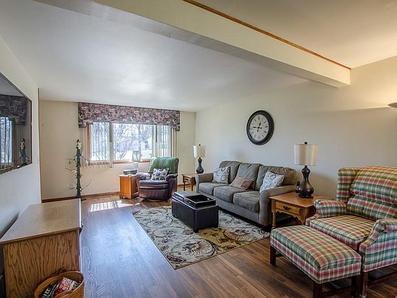 4th image of 1675 Sassafras Cir