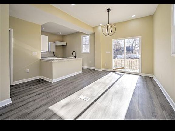 4th image of 3701 Garner Ave