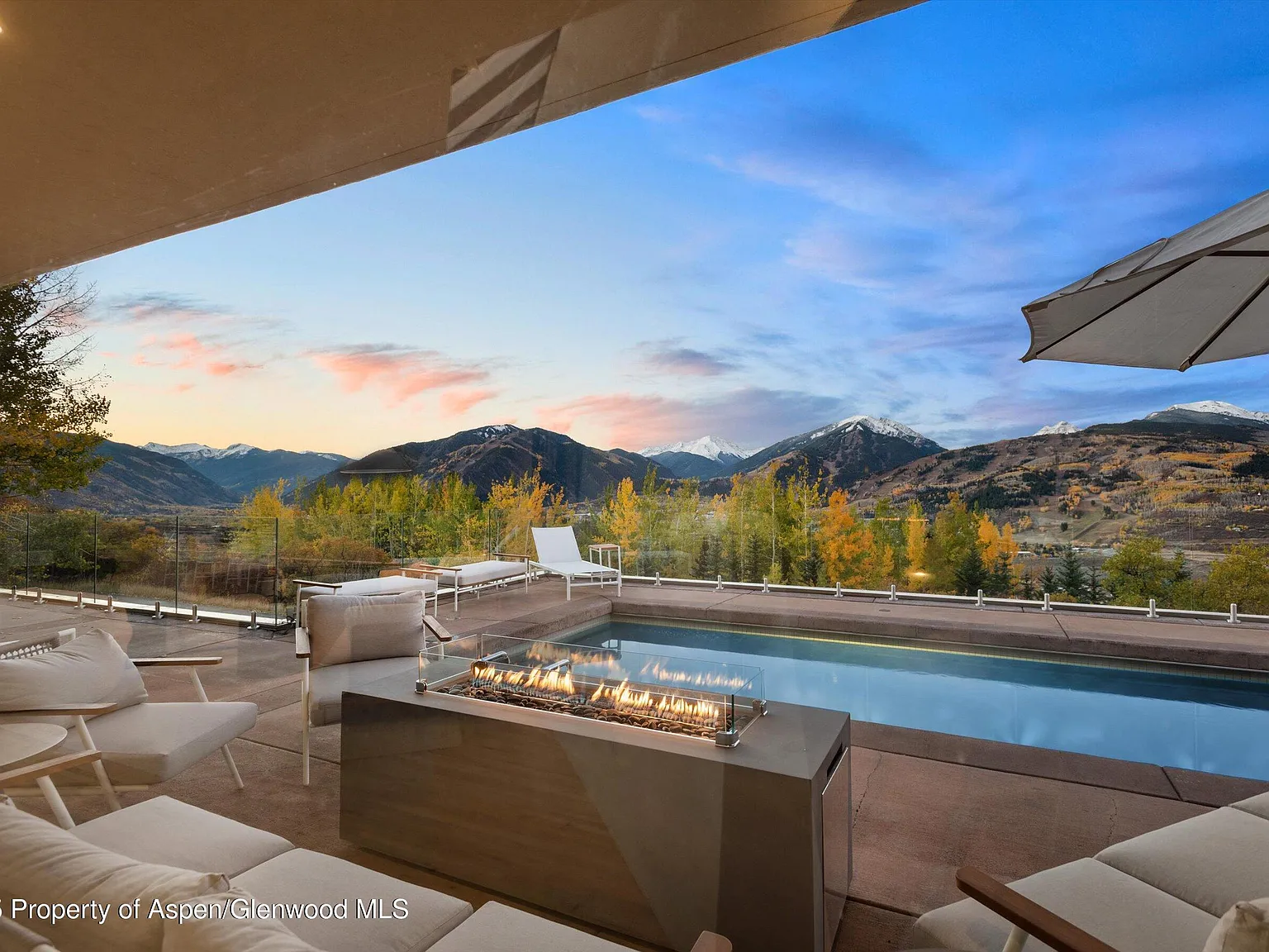 7 bed, 6.5 bath, 6857 sqft, $145,000 — Photo 1
