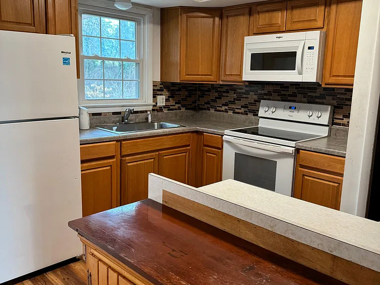1705 Brandon Dr — Photo 8