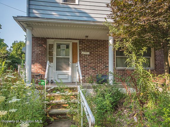 2nd image of 137 W Parker St