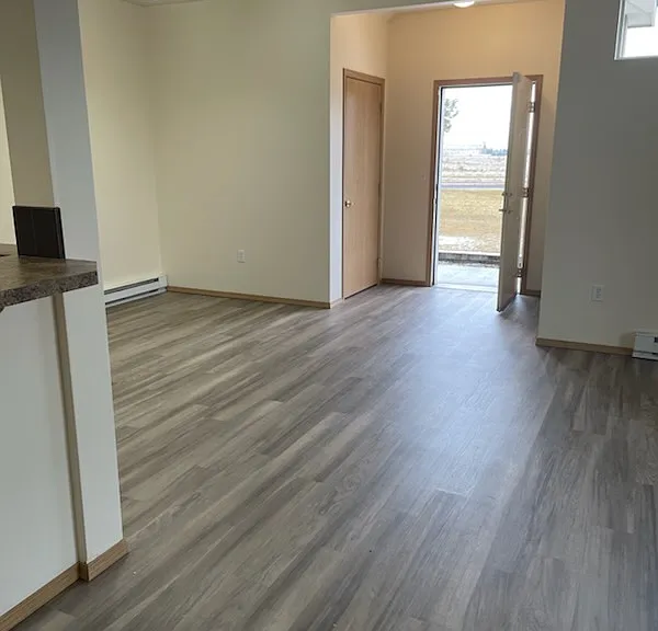 7715 N Crestline St #11 — Photo 7