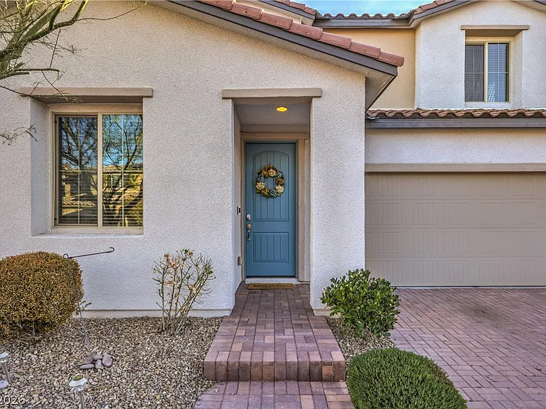 3213 Molinos Dr — Photo 27