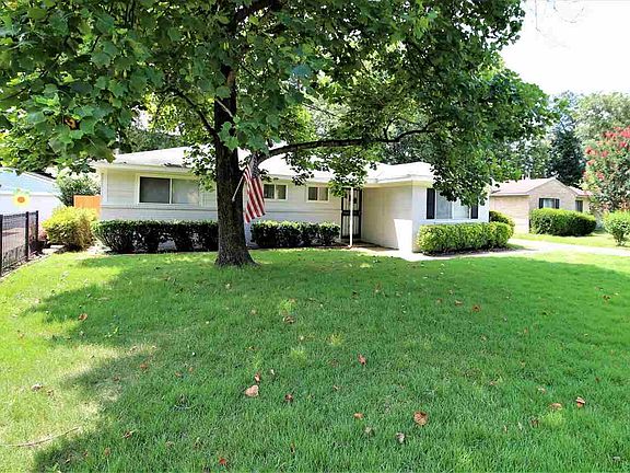 3rd image of 5411 Lyford Ave