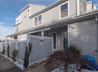 175 S End Rd UNIT E33, East Haven, CT 06512