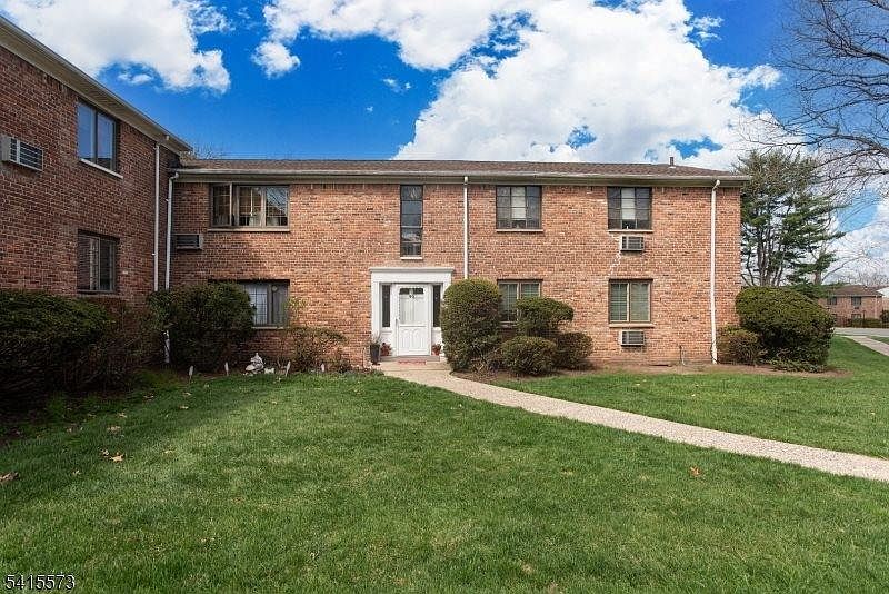 1st image of 90 Troy Dr APT C