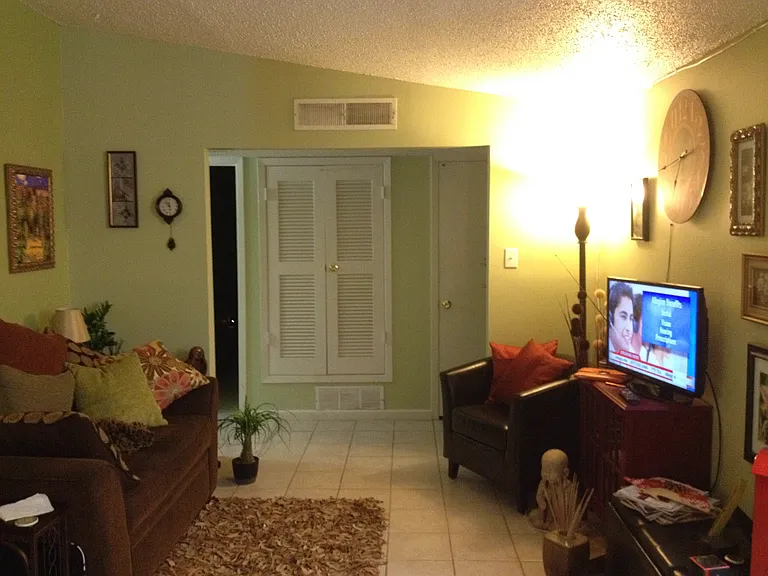 301 Fair Lawn Ln — Photo 7
