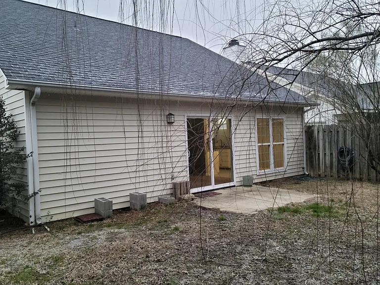 401 Redington Way — Photo 15
