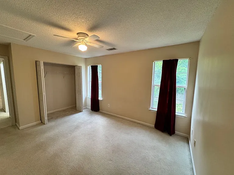 2025 Baramore Oaks Dr — Photo 22