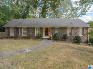 3733 Forest Run Rd, Mountain Brook, AL 35223