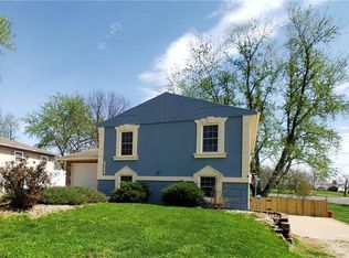 18925 E Geronimo Ct, Independence, MO 64056