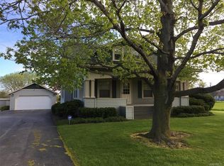 9279 Rochester Rd, Gasport, NY 14067